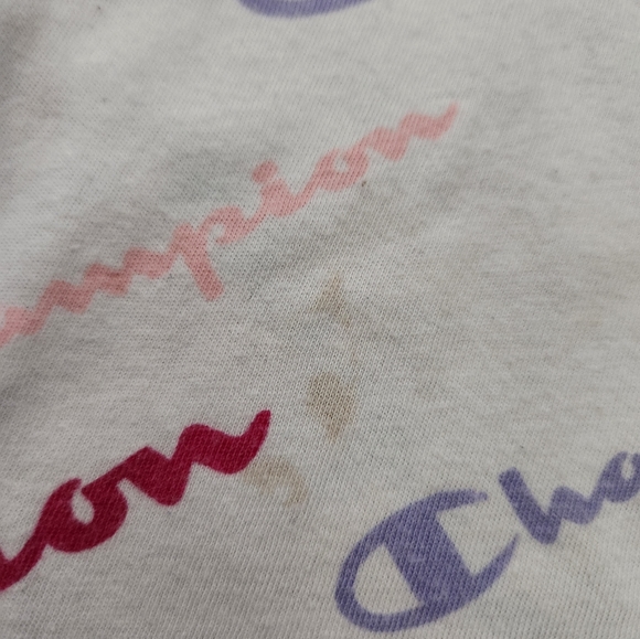 Champion outfit - Picture 5 of 8